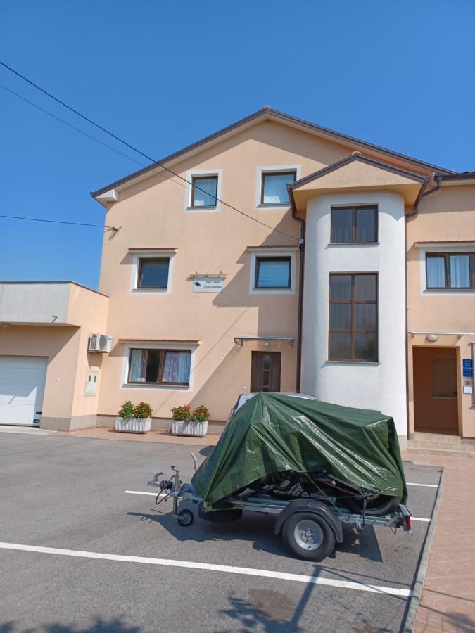 Apartman Alen Podhum 외부 사진